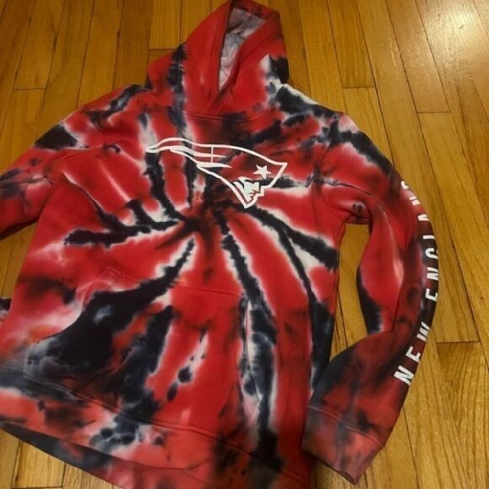 Patriots Blue/Red Hooded Sweatshirt - Picture 3 of 8